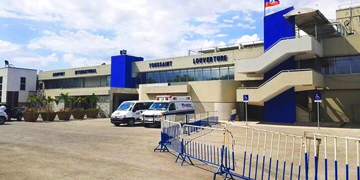  Toussaint-Louverture Airport (PAP)
