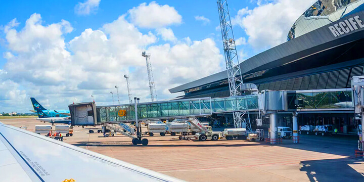 Recife/Guararapes–Gilberto  Intl. Airport (REC)