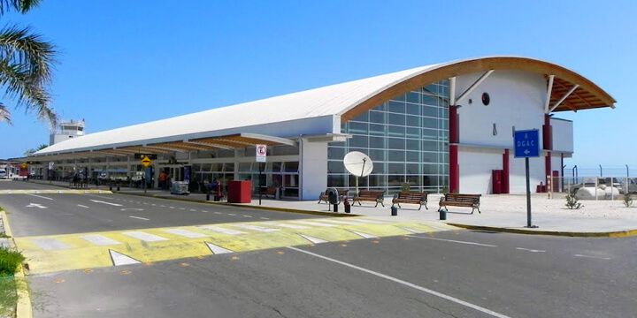 Chacalluta International Airport (ARI)