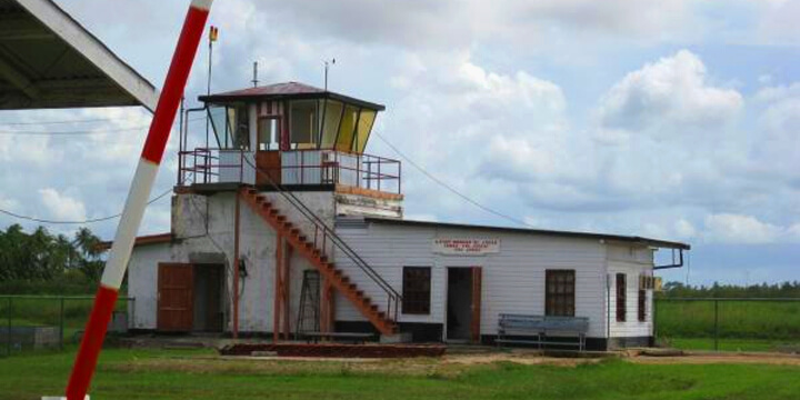 Nieuw Nickerie Airport (ICK)